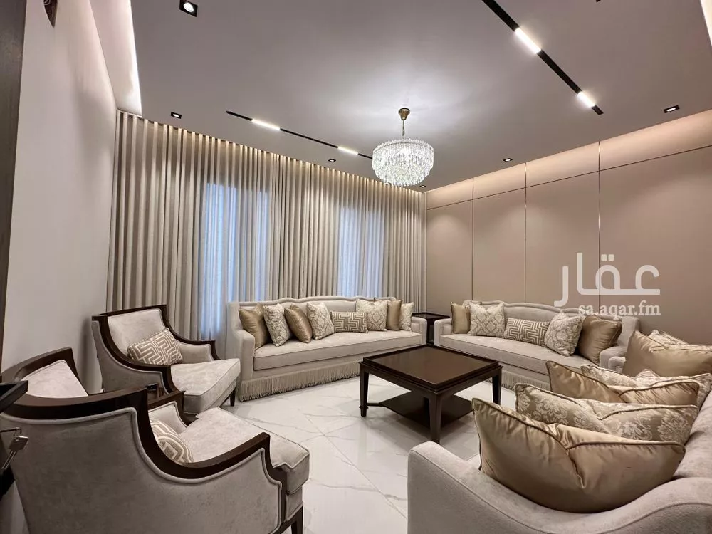 4 bedroom floor in Okaz 11
