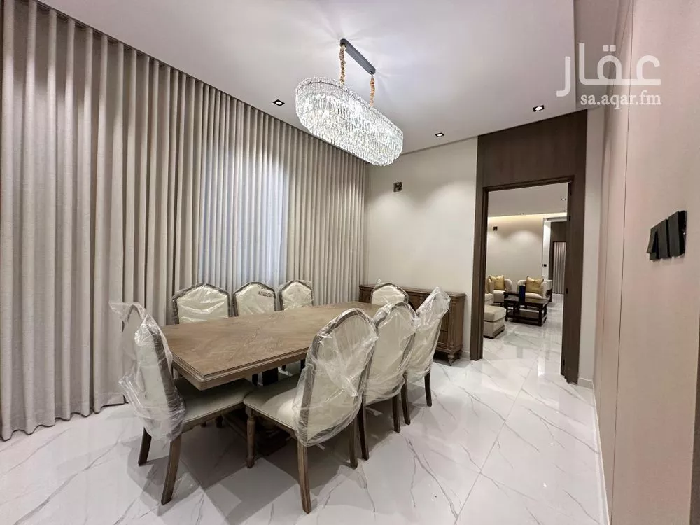 4 bedroom floor in Okaz 5