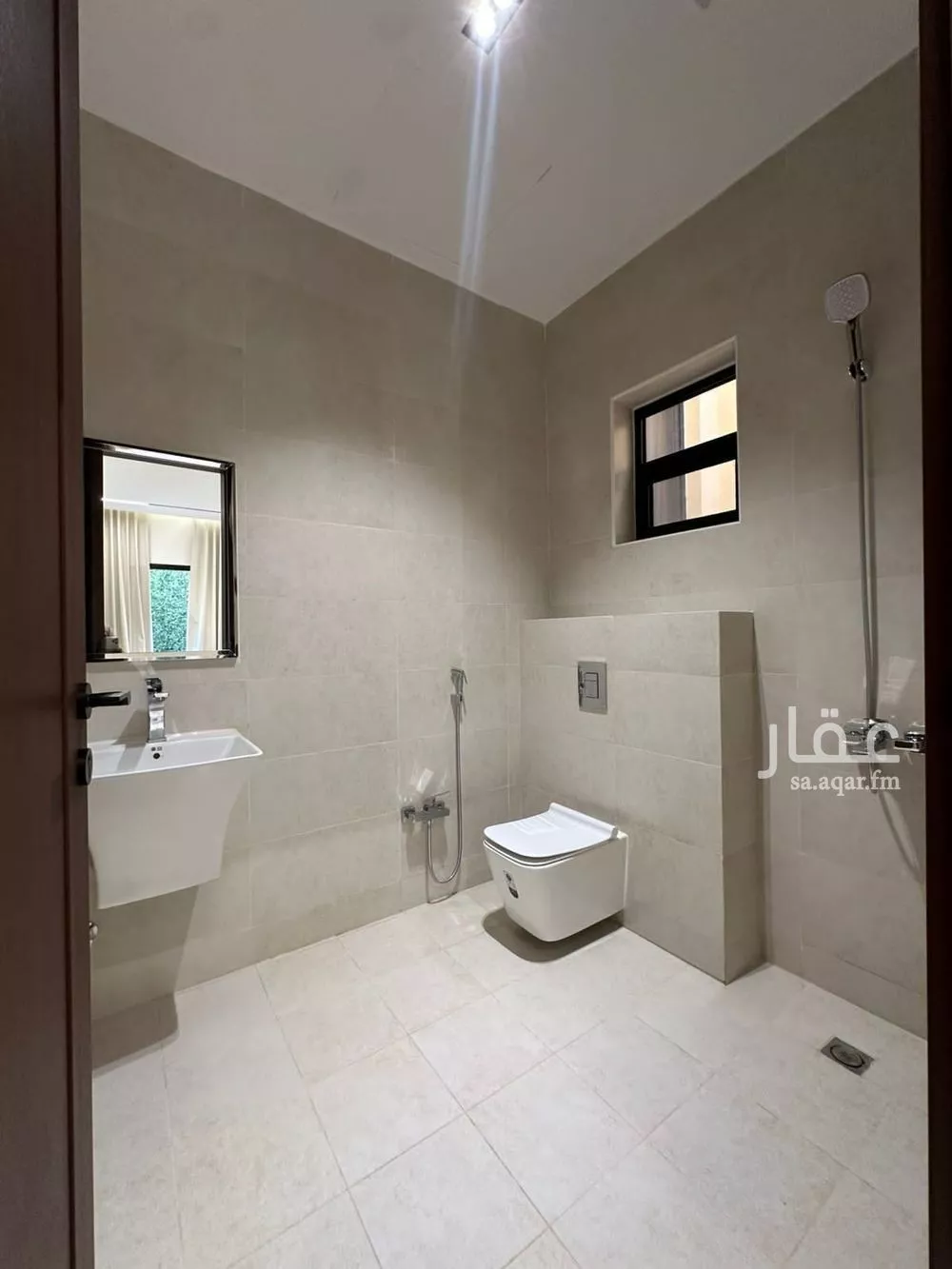 دور 5 غرف في عكاظ 16