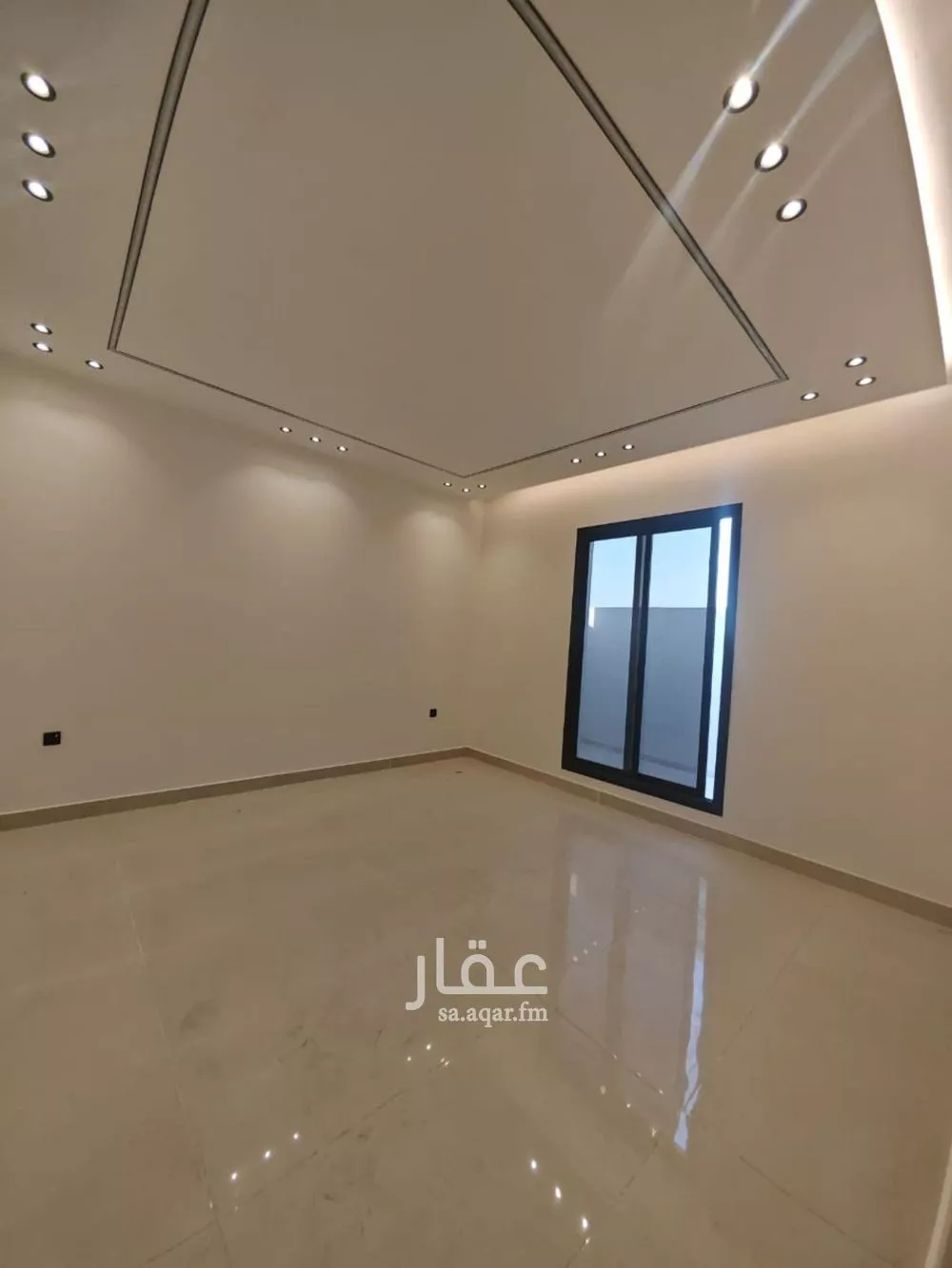 3 bedroom floor in Al Uraija Al Gharbiyah 4