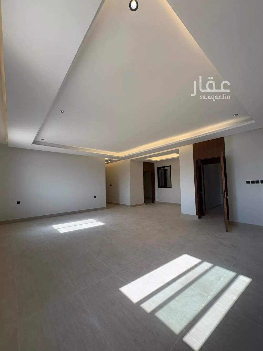 دور 5 غرف في ديراب 15