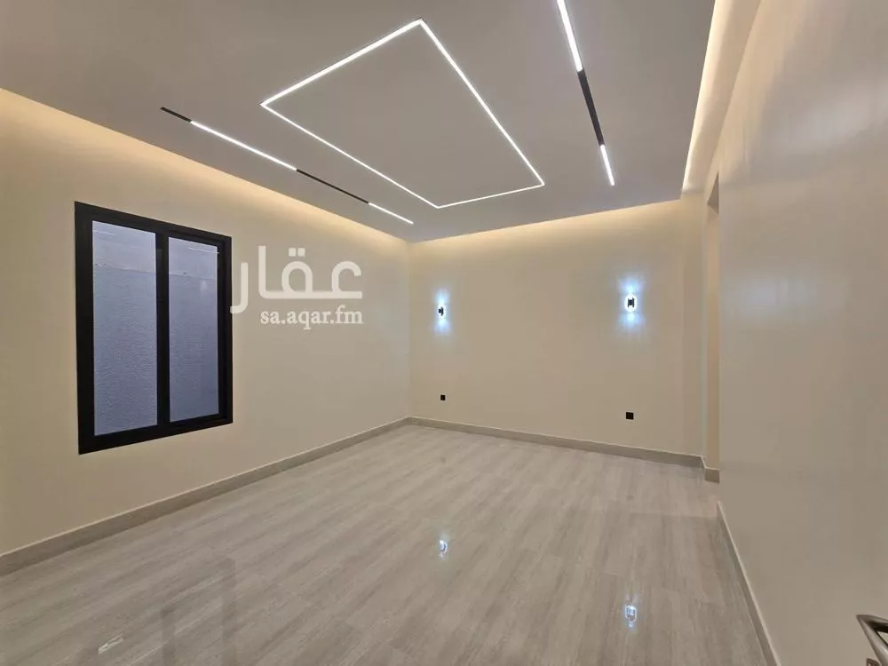 4 bedroom floor in Al Hazm 18