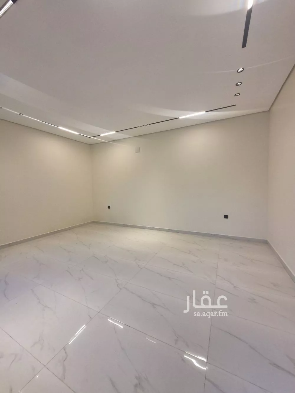 6 bedroom floor in Al Rimal 19
