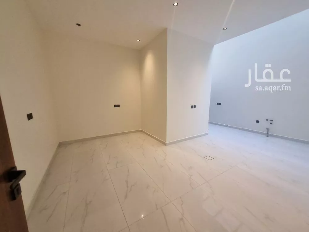 6 bedroom floor in Al Rimal 3