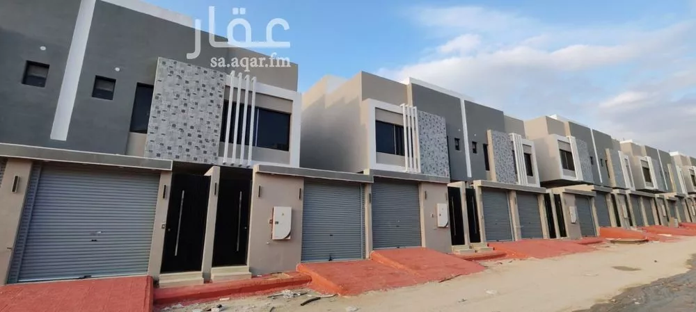 4 bedroom floor in Ad Dar Al Baida 2