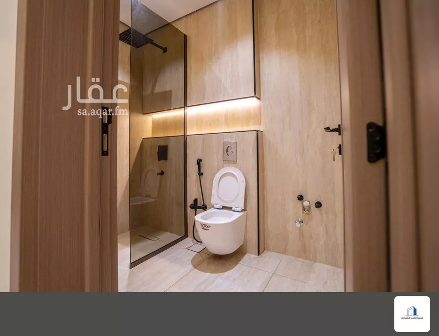 5 bedroom floor in Al Shifa 10
