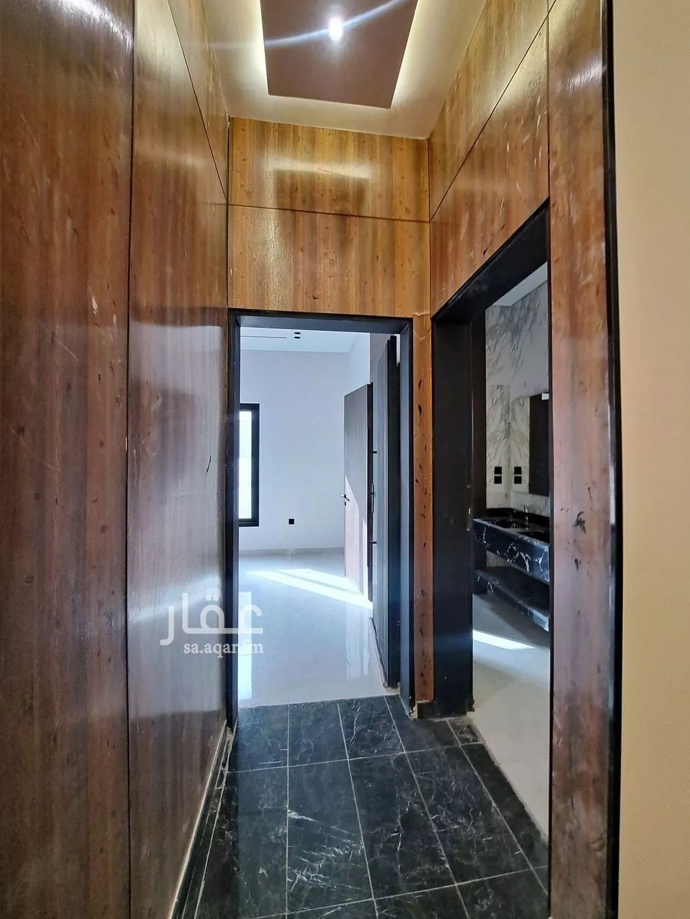 3 bedroom floor in Tuwaiq 8