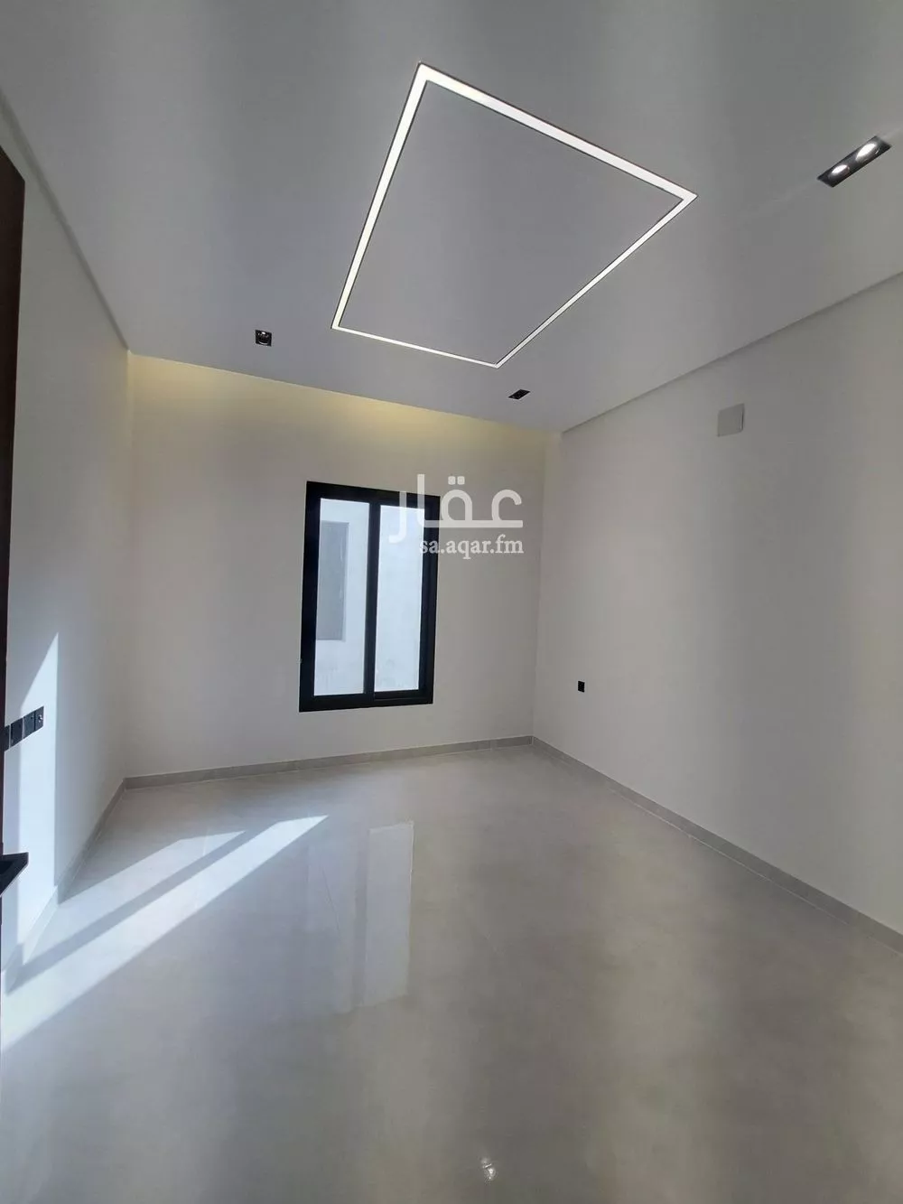 3 bedroom floor in Tuwaiq 10