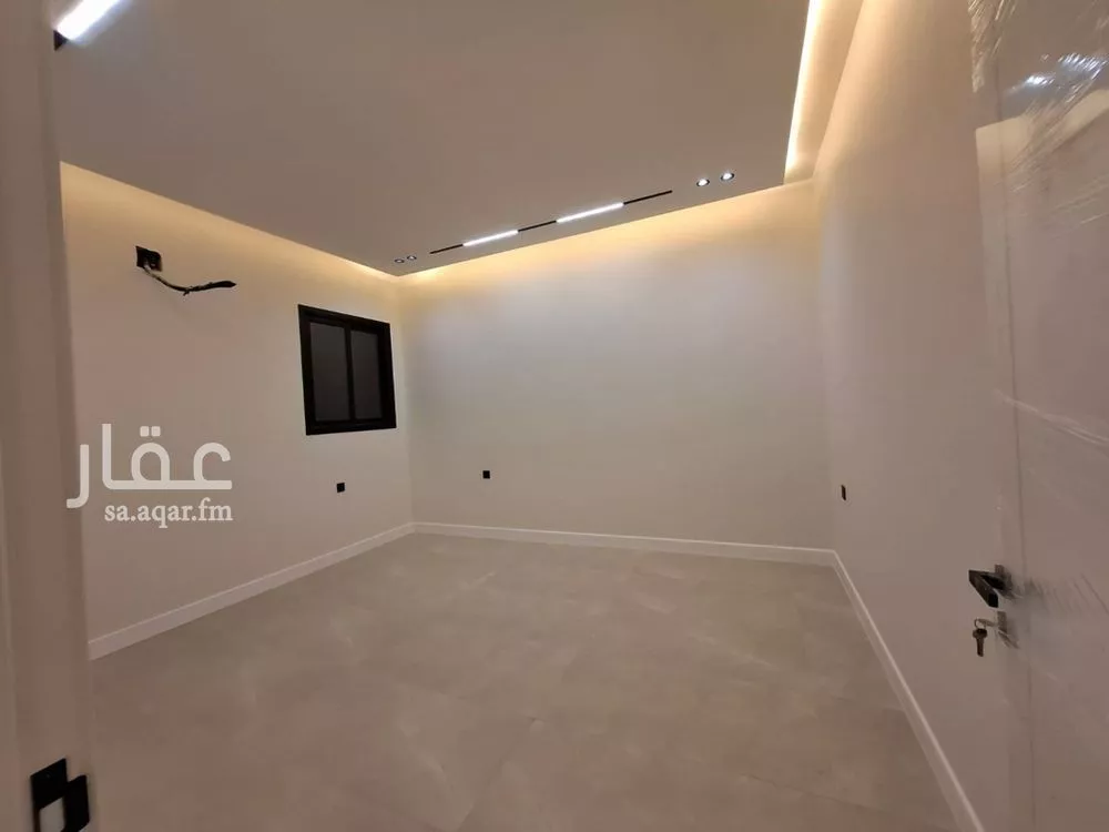 4 bedroom floor in Badr 17