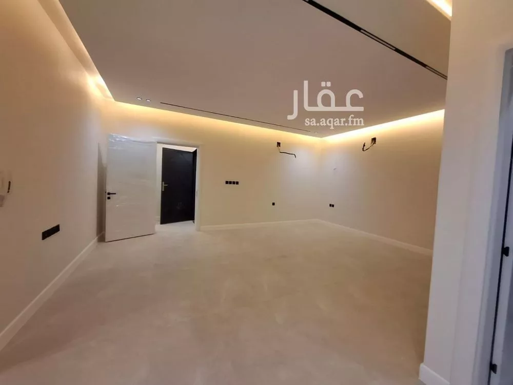 4 bedroom floor in Badr 7