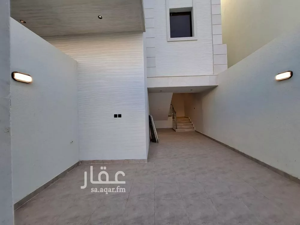 3 bedroom floor in Okaz 3