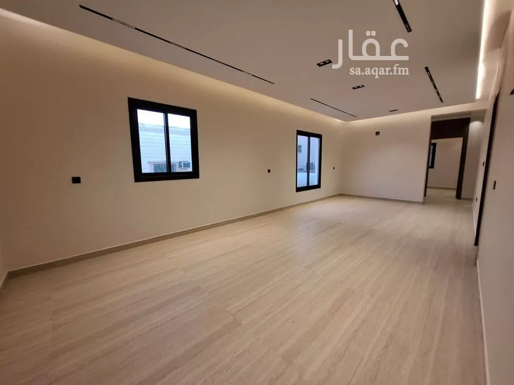 3 bedroom floor in Okaz 5