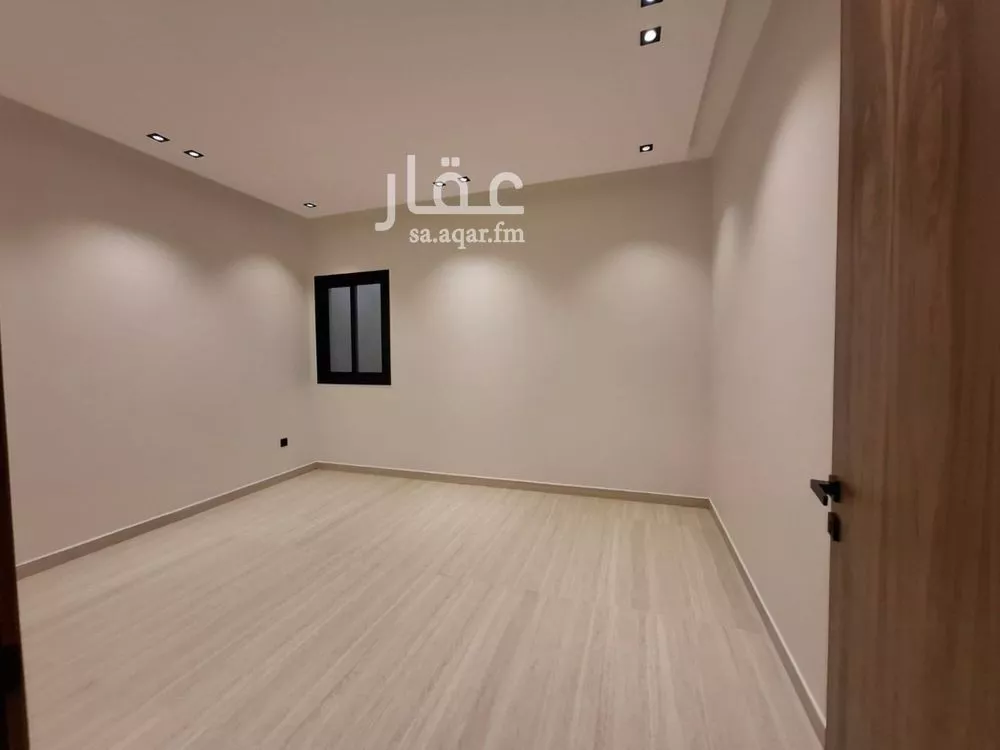 3 bedroom floor in Okaz 9