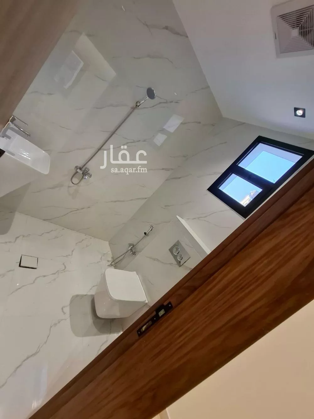 3 bedroom floor in Okaz 10