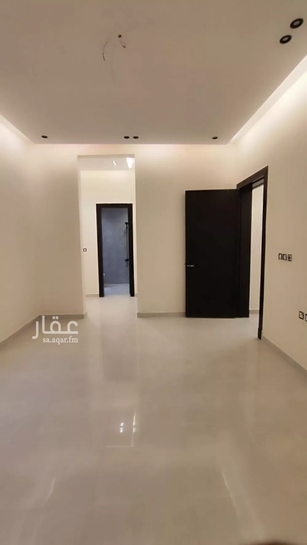5 bedroom floor in Tuwaiq 3