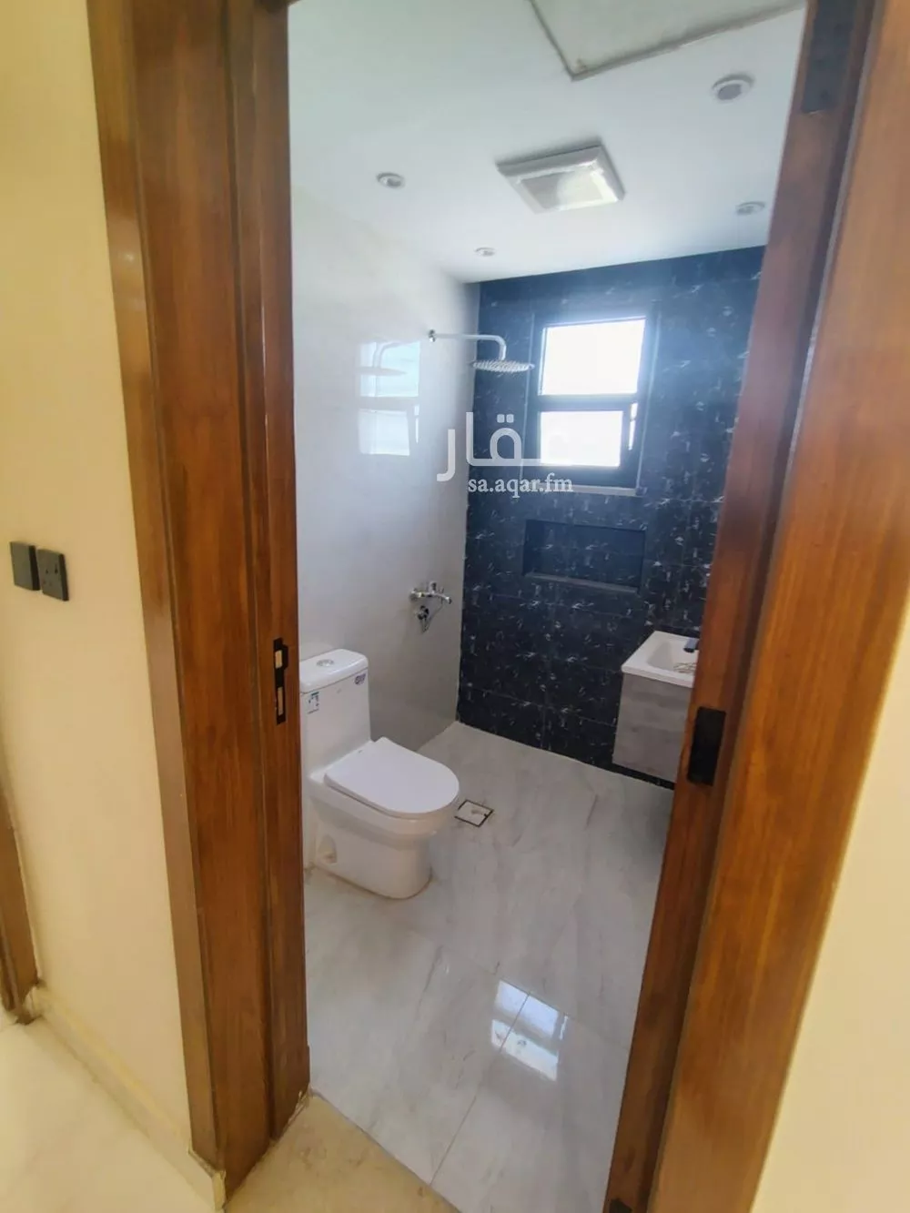 5 bedroom floor in Okaz 6