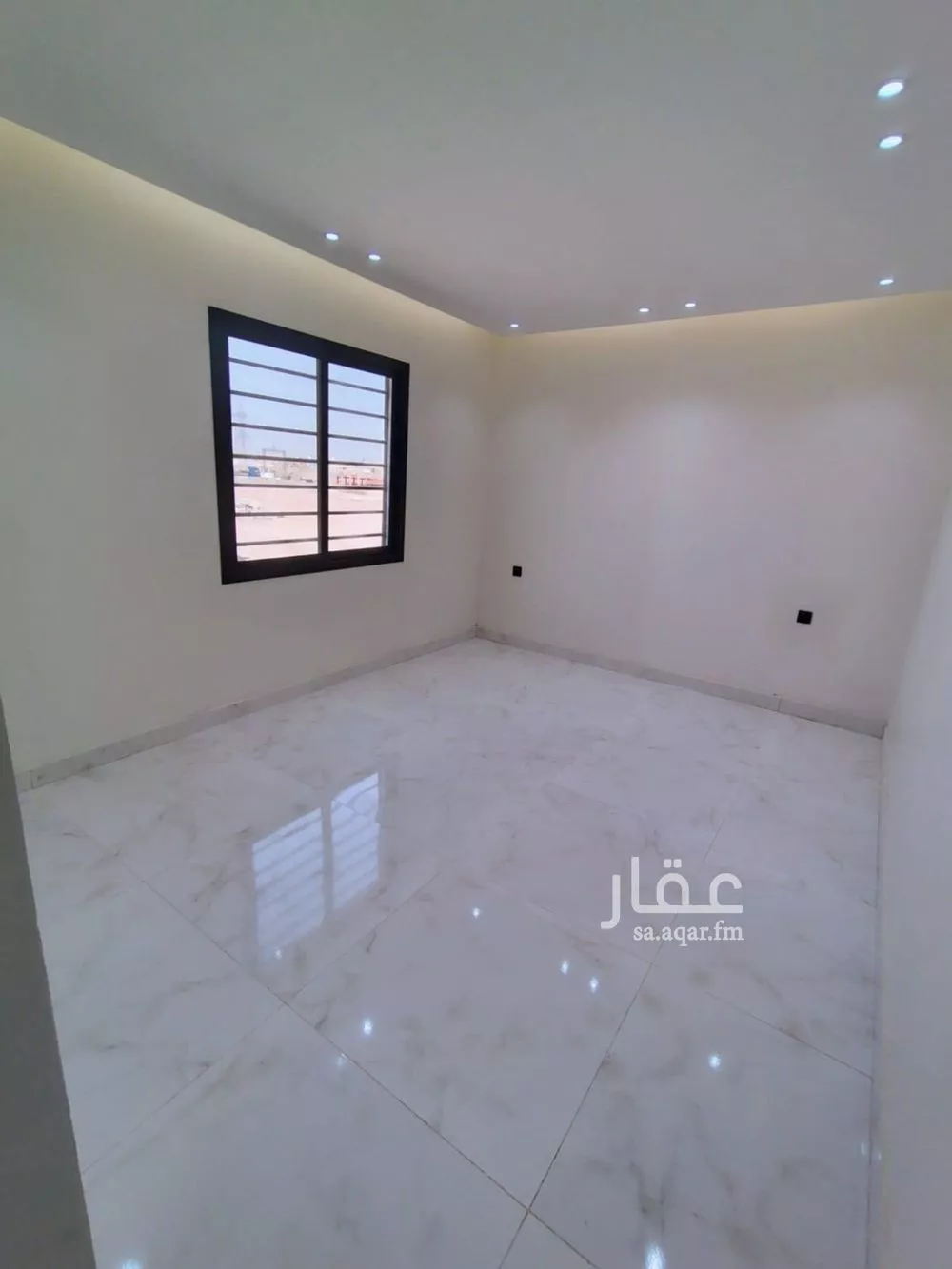 5 bedroom floor in Okaz 9