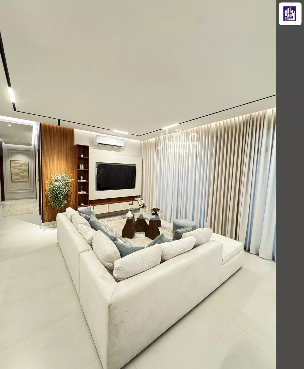 4 bedroom floor in Ash Sharq 10