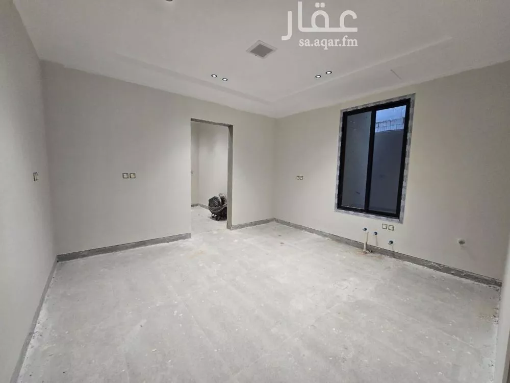 3 bedroom floor in Al Khaleej 4