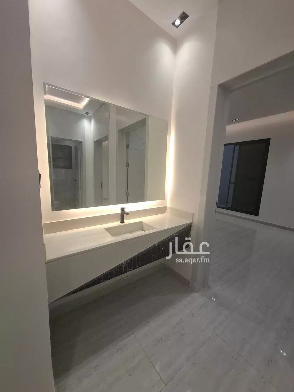 5 bedroom floor in Badr 13