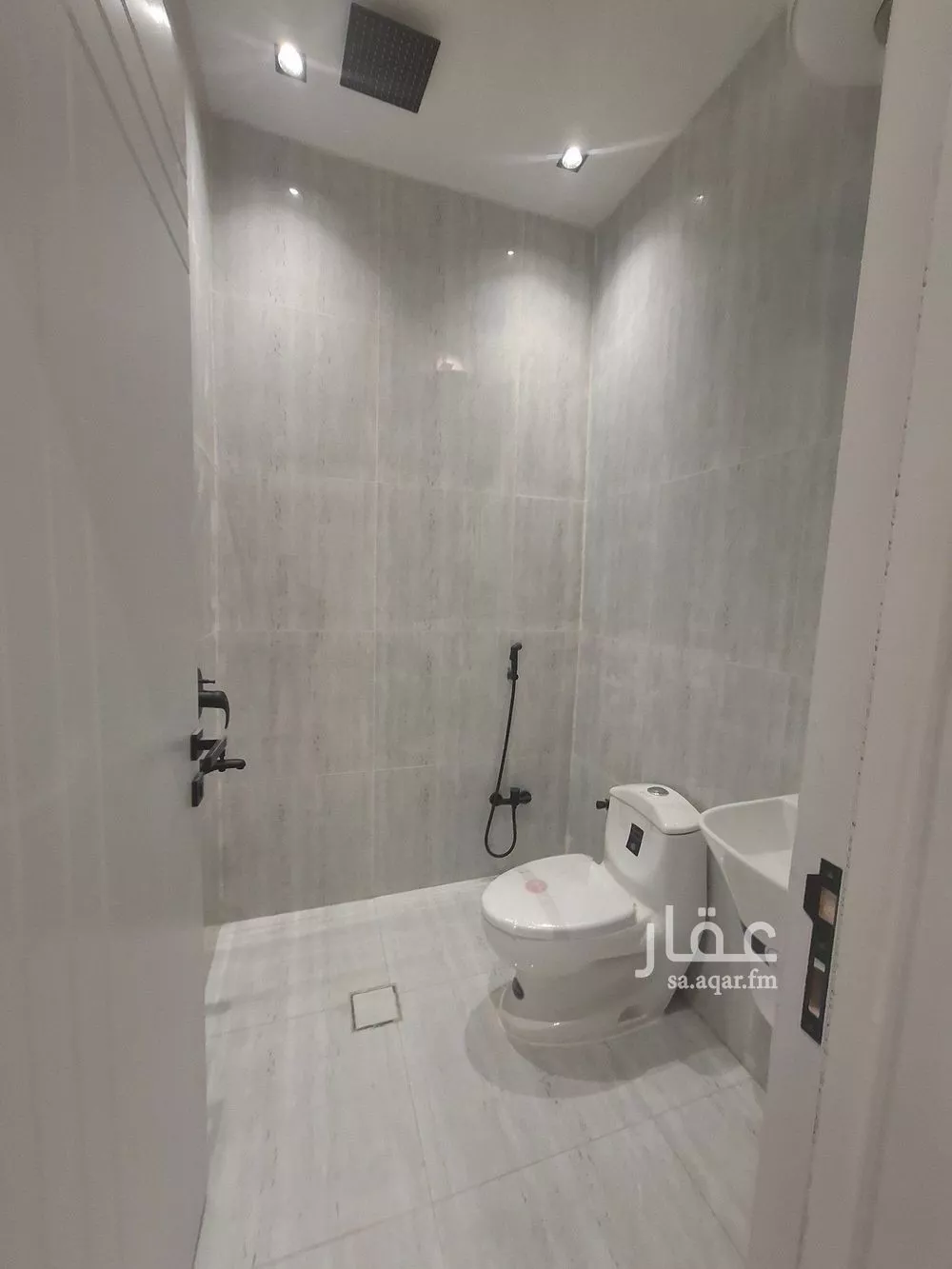 5 bedroom floor in Badr 14