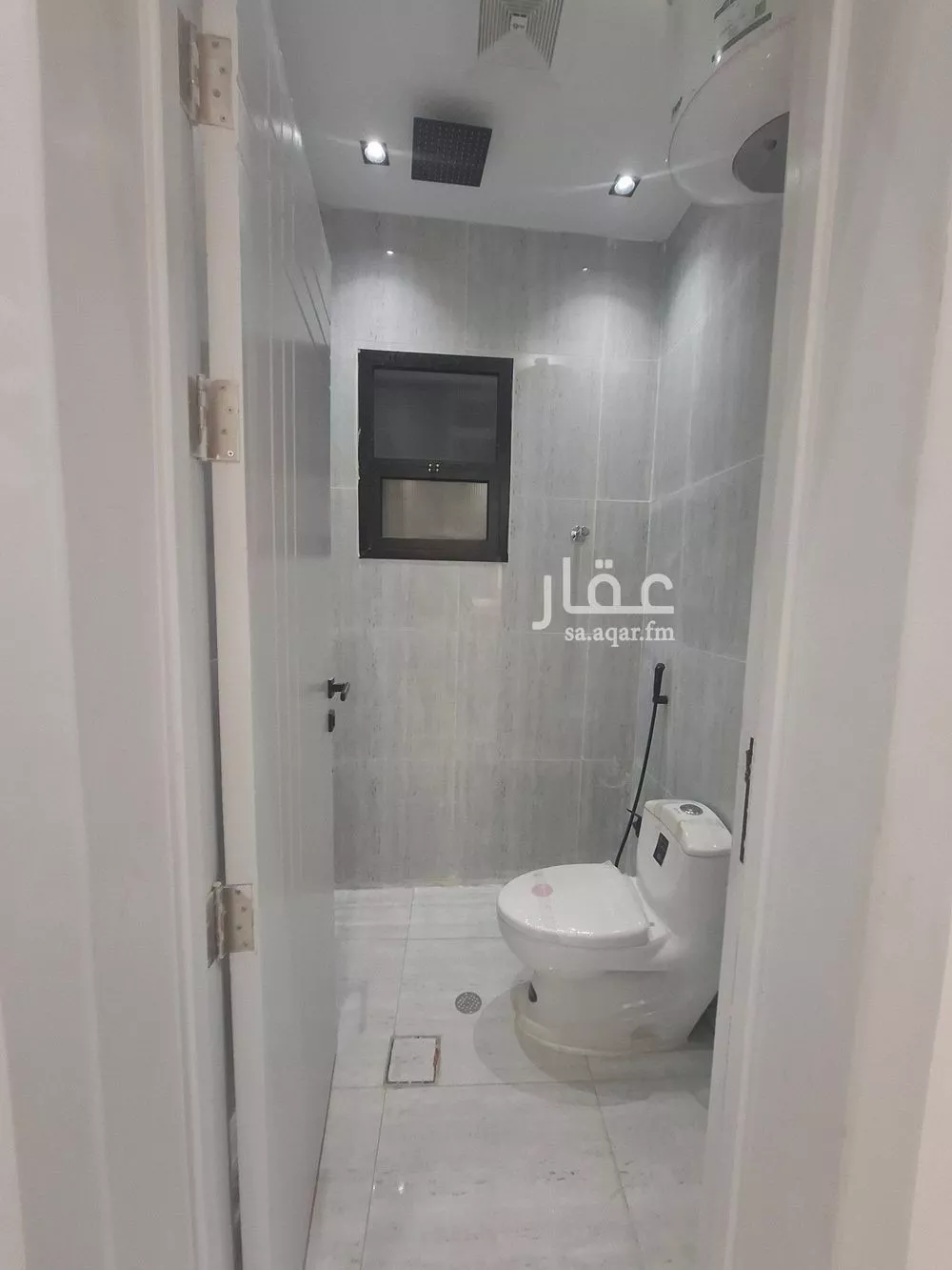 5 bedroom floor in Badr 4