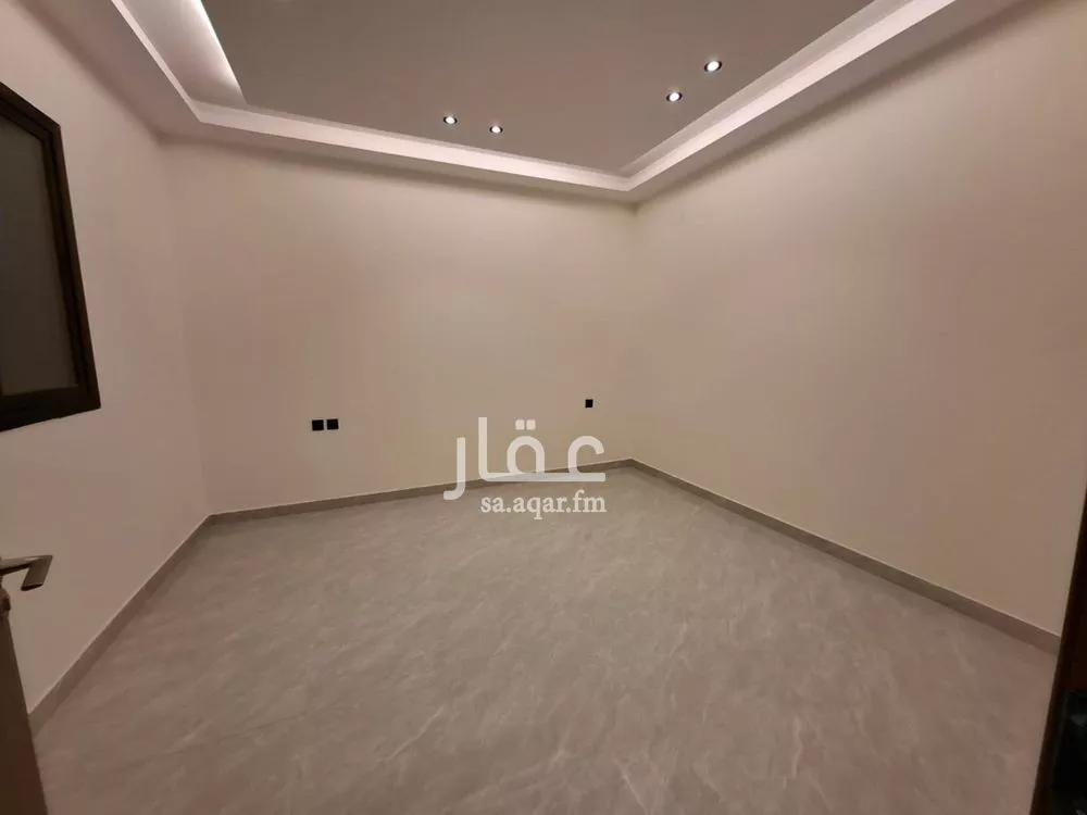 5 bedroom floor in Badr 18