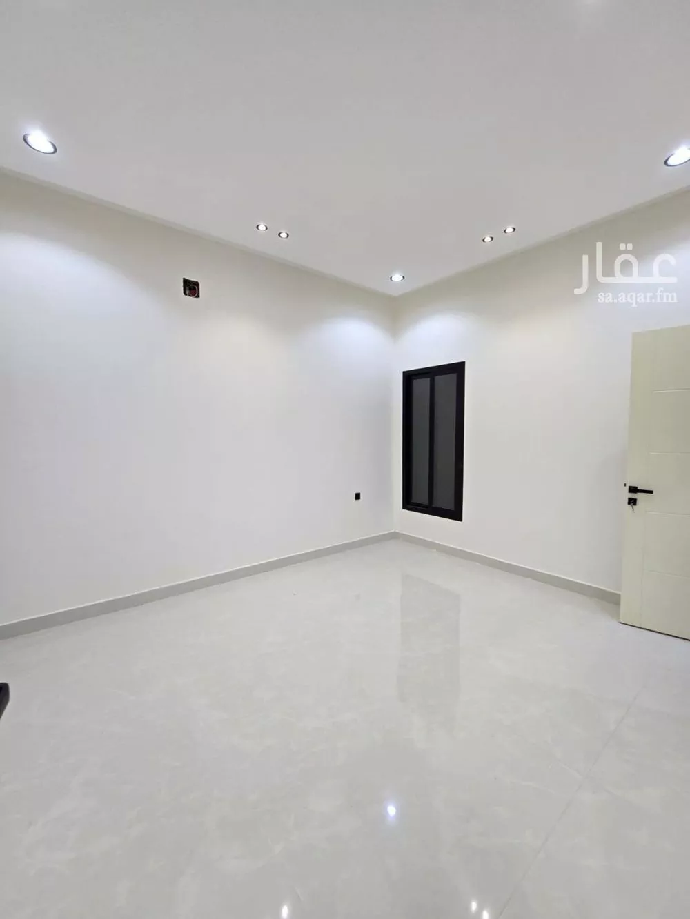 3 bedroom floor in Okaz 11
