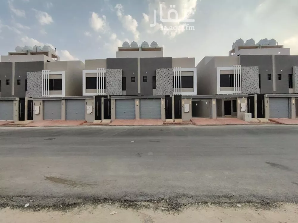4 bedroom floor in Taibah 2