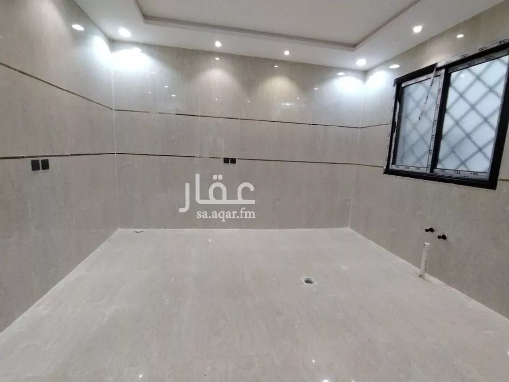 4 bedroom floor in Taibah 7