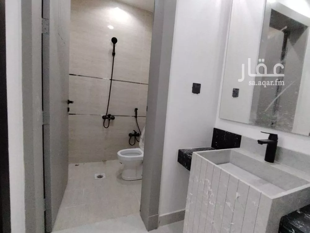 4 bedroom floor in Taibah 8