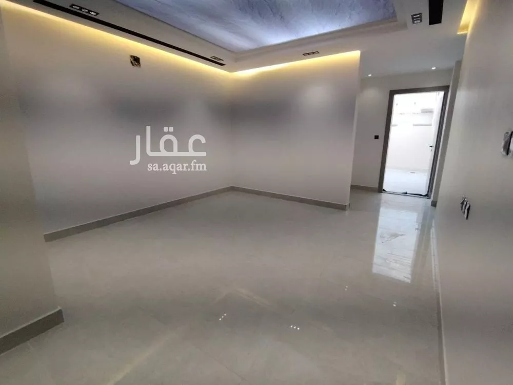 4 bedroom floor in Taibah 9