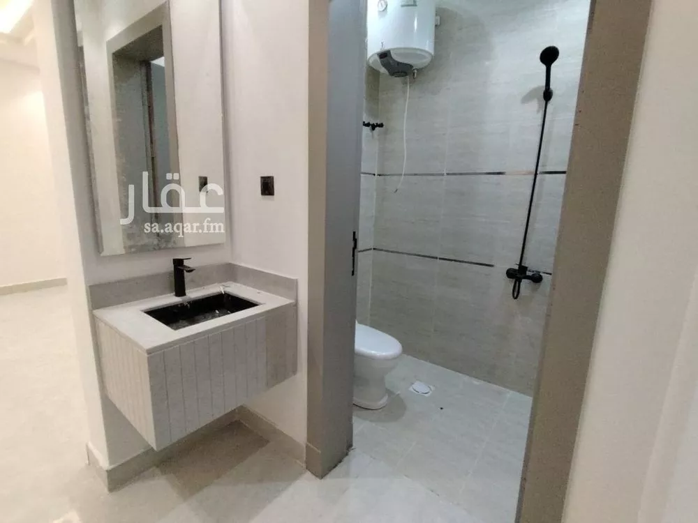 4 bedroom floor in Taibah 10