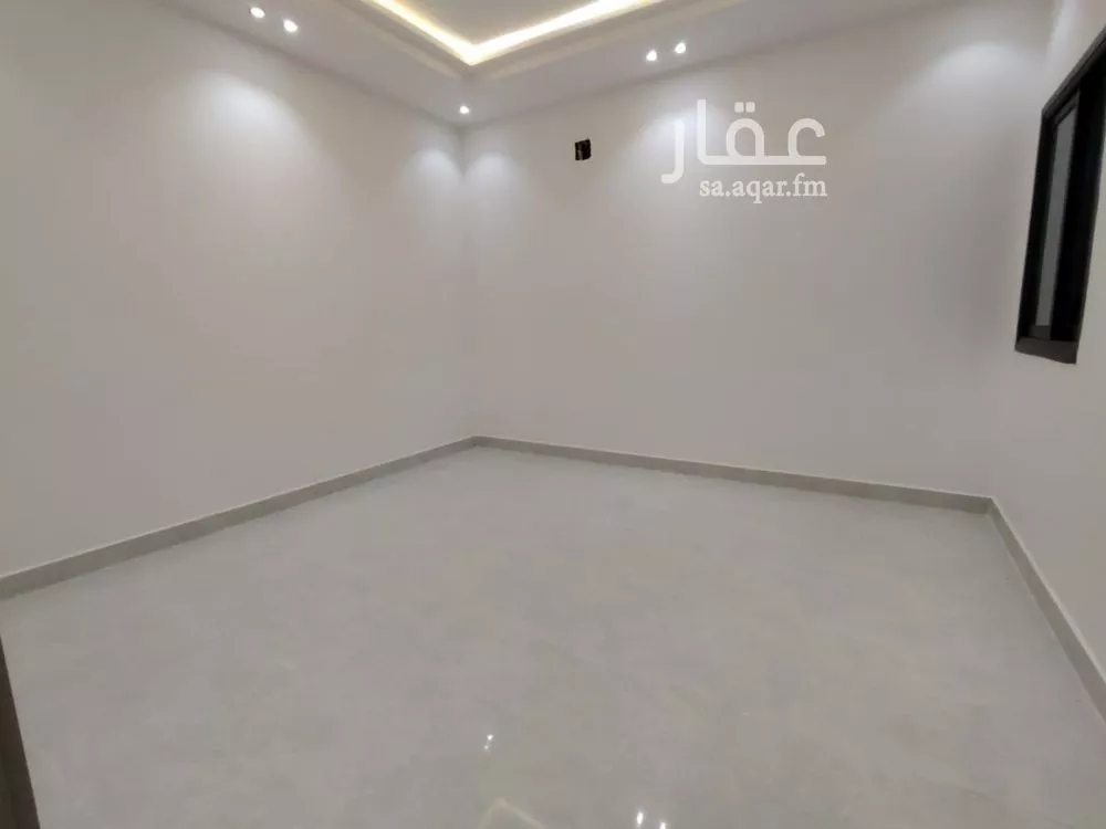 دور 4 غرف في طيبة 11