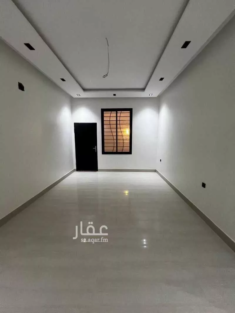 دور 5 غرف في طيبة 17