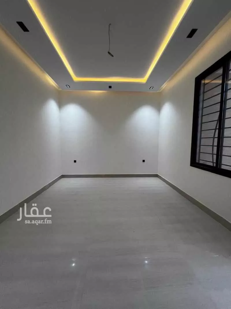 دور 5 غرف في طيبة 7