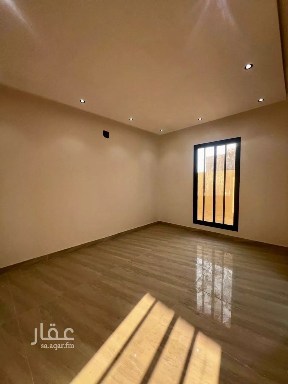 دور 5 غرف في طيبة 21