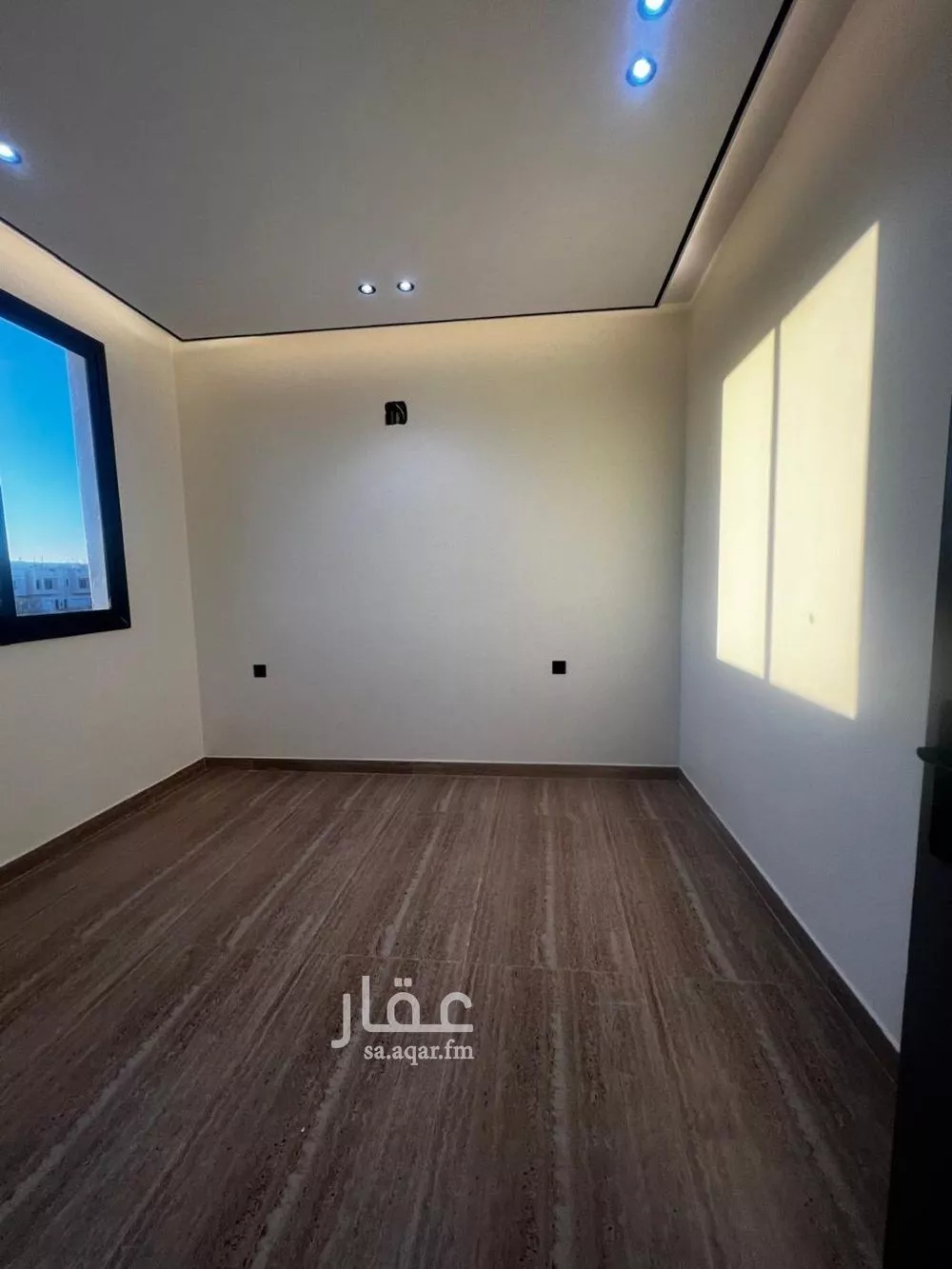 دور 5 غرف في طيبة 9