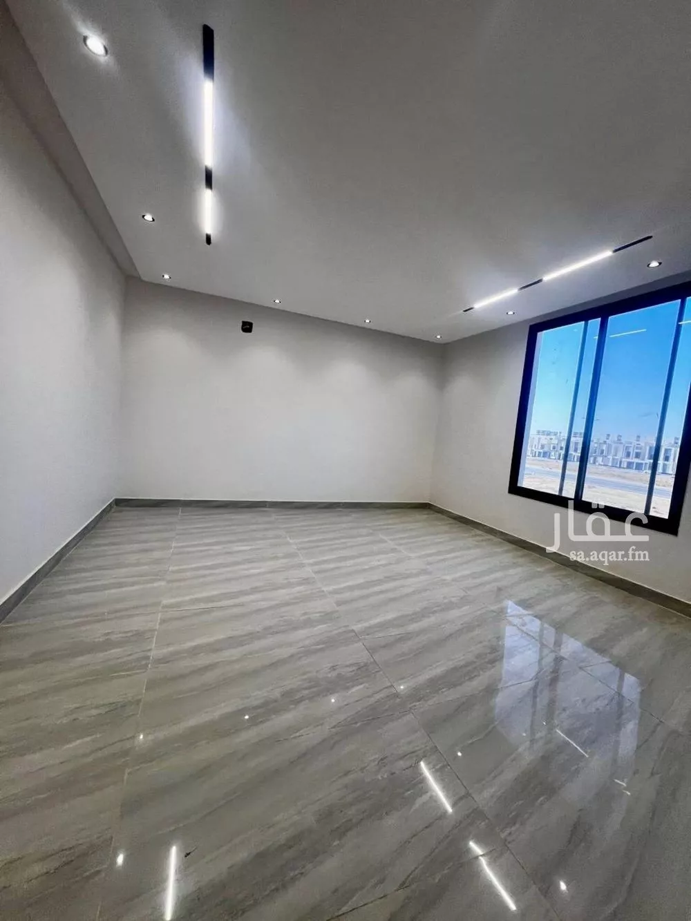 5 bedroom floor in Taibah 12
