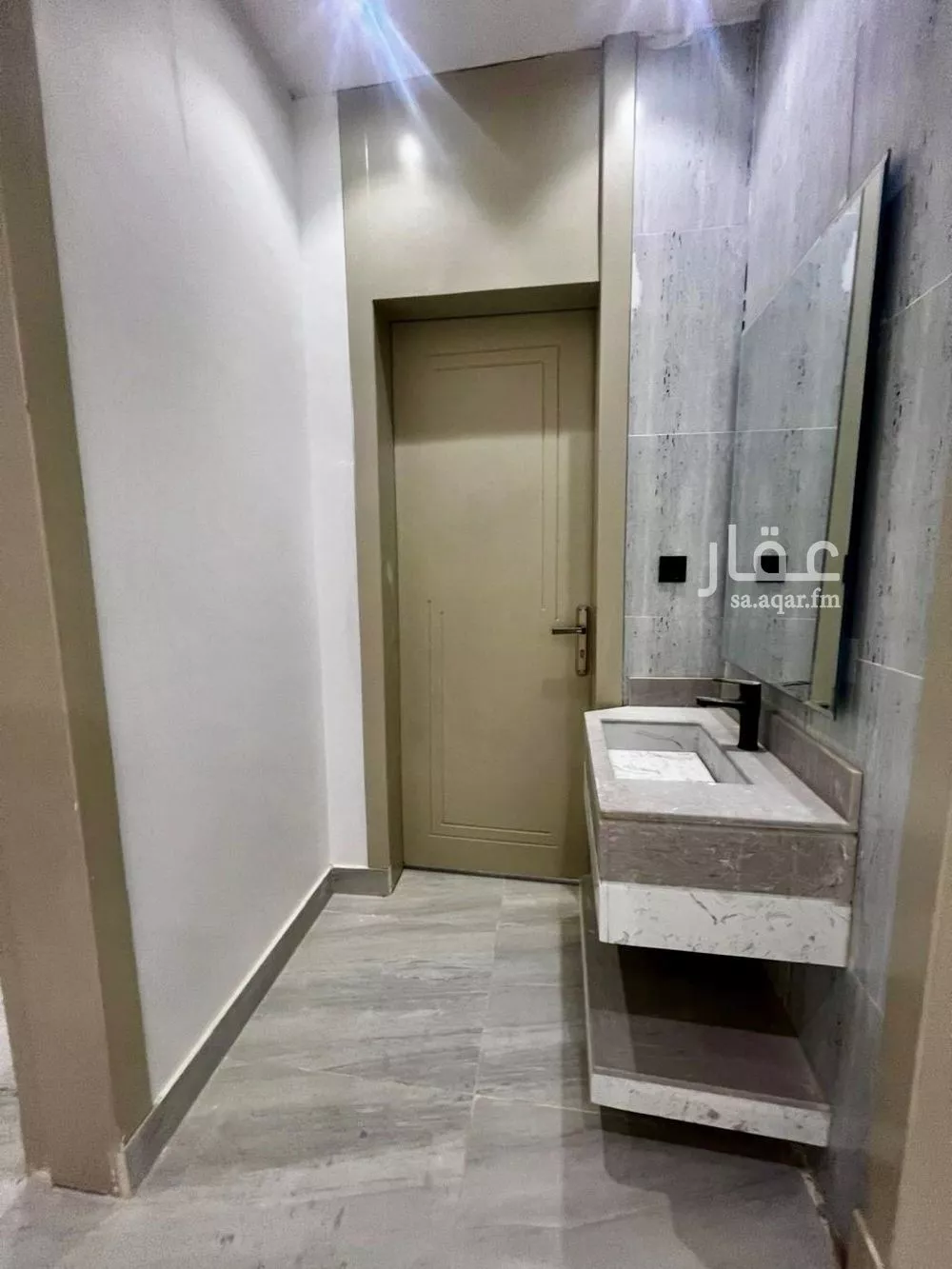 5 bedroom floor in Taibah 19