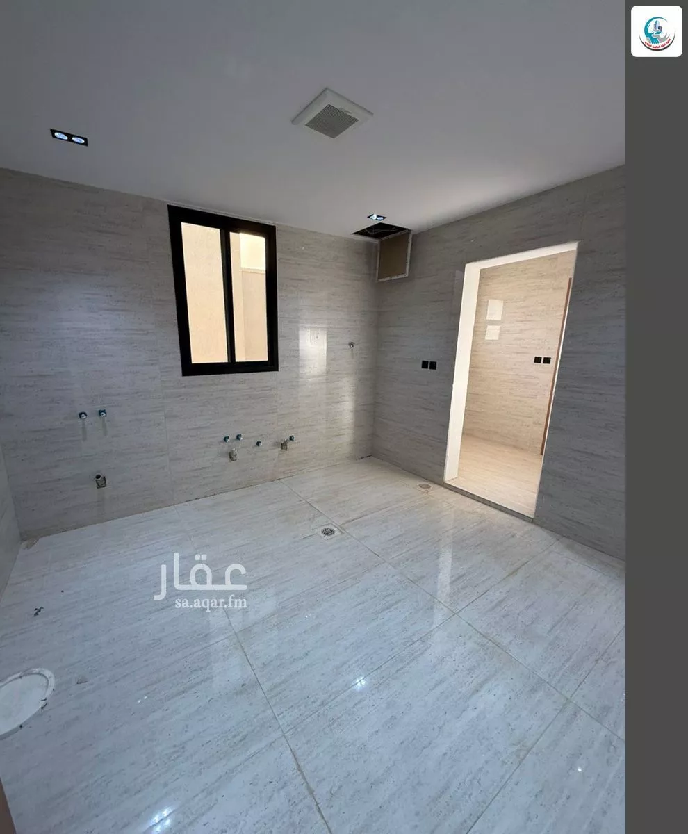 5 bedroom floor in Al Janadriyah 12