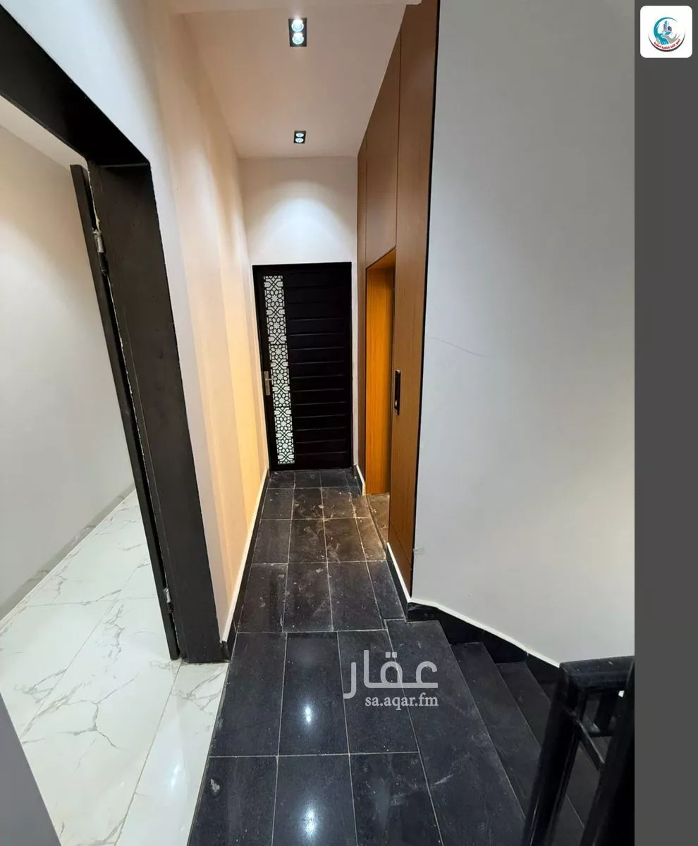 5 bedroom floor in Al Janadriyah 16
