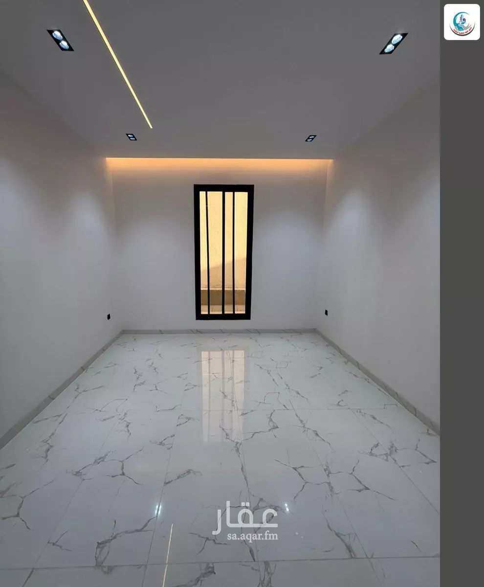 5 bedroom floor in Al Janadriyah 5