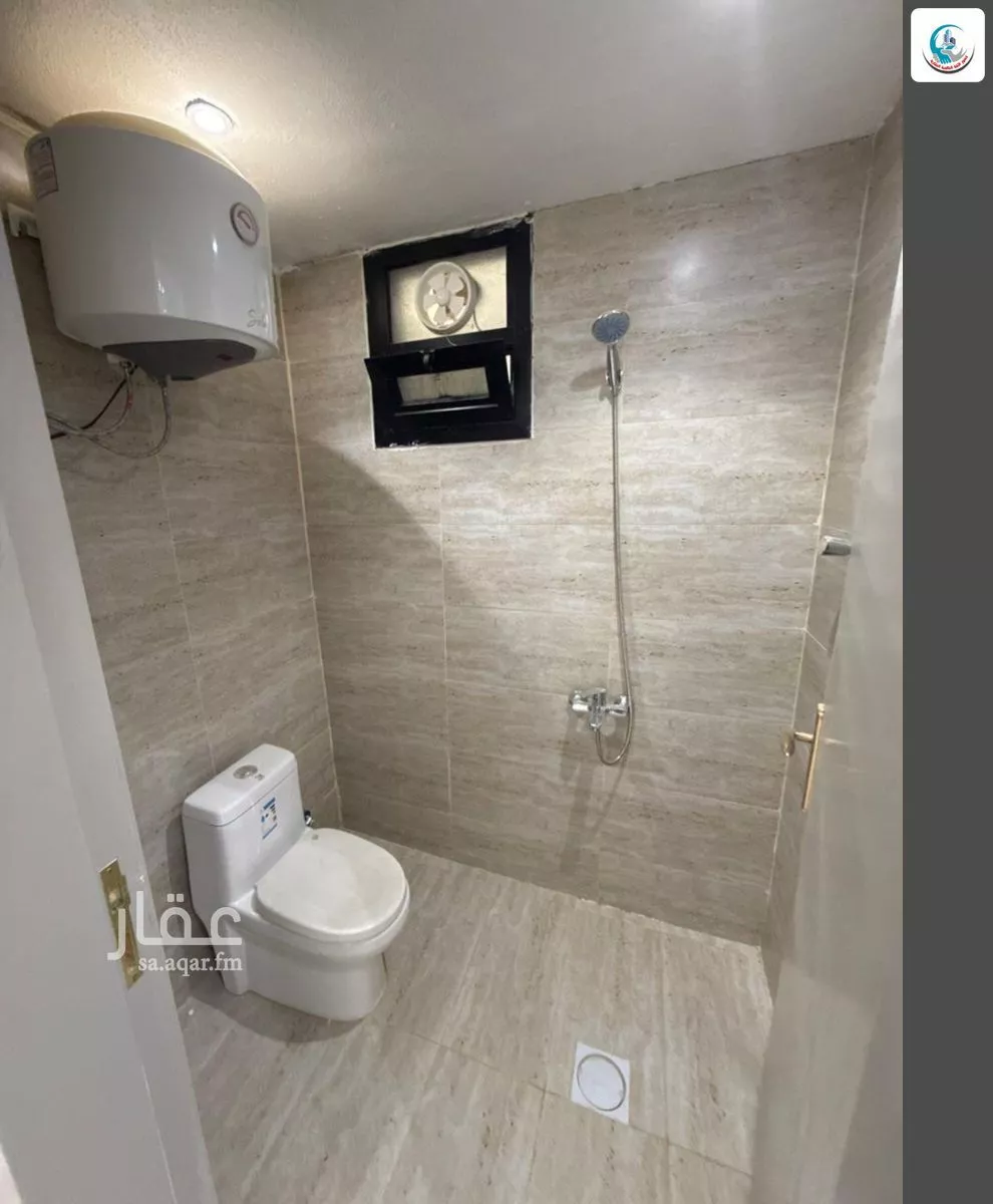 5 bedroom floor in Ash Sharq 9
