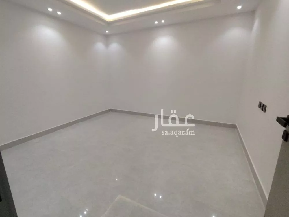 دور 4 غرف في طيبة 9