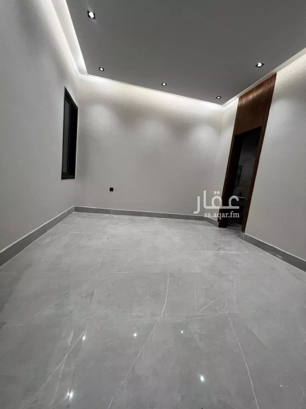 5 bedroom floor in Taibah 12