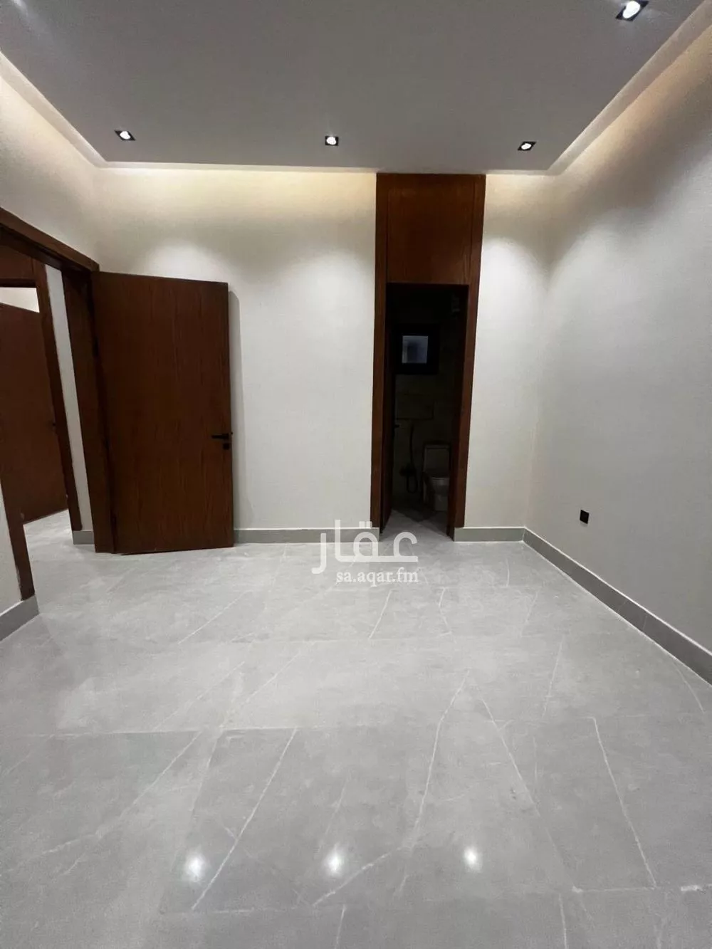 5 bedroom floor in Taibah 14