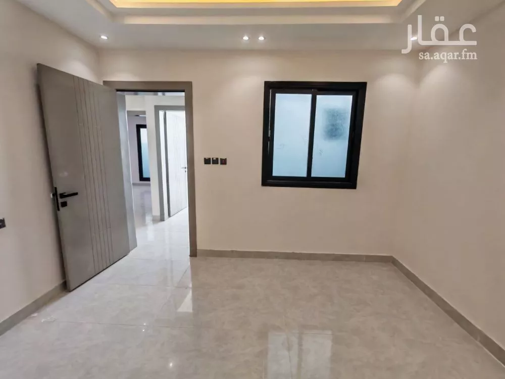 دور 5 غرف في طيبة 7