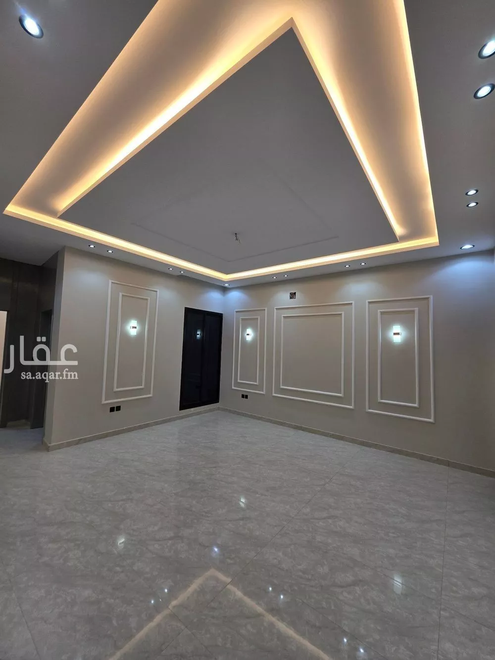 5 bedroom floor in Okaz 12