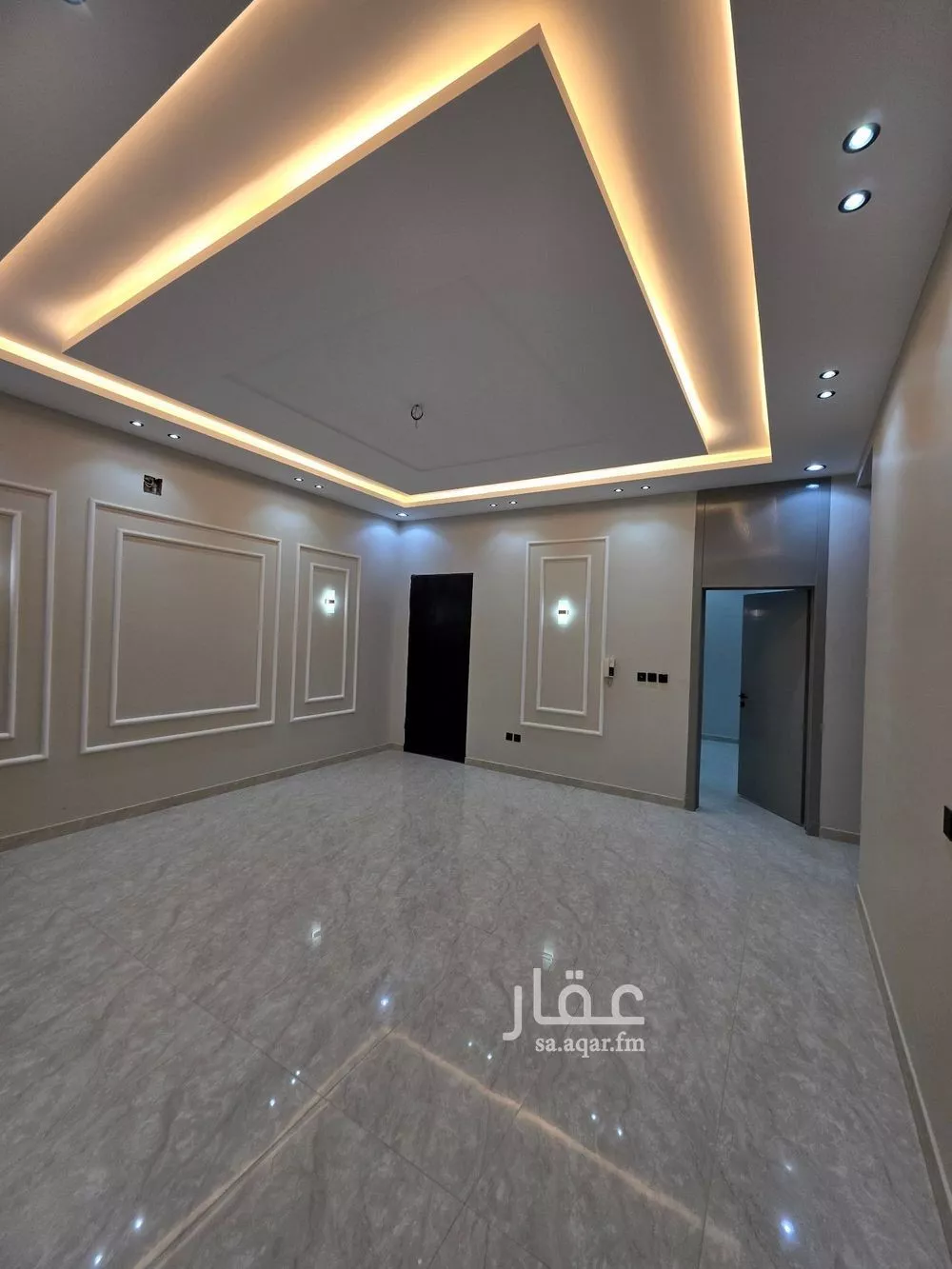 5 bedroom floor in Okaz 14